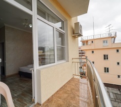 Двухместная комната с двуспальной кроватью в Чайка