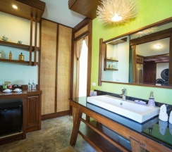 Вилла Deluxe с видом на бассейн в Sibsan Resort & Spa Maeteang