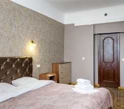 Полулюкс двухкомнатный в Звездная