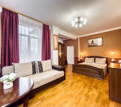 ДЕЛЮКС С БАЛКОНОМ в Империя by Viva Hotels Group