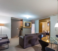 Апартаменты с 2 комнатами с балконом в Airport International Hotel Brisbane