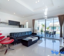 Вилла Royal с видом на бассейн в Отель The Oriental Beach Pearl