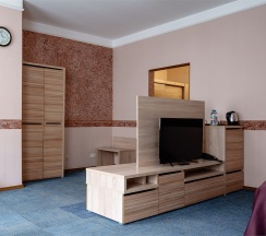 Супериор c одной большой кроватью в Cronwell Ника Center