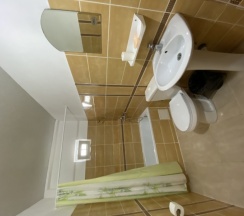 Трехместный номер с 3 односпальными кроватями в Ярд