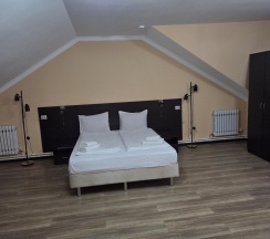 2-комнатные апартаменты, 65 м², 3 этаж (мансарда) в Визит