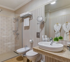 Номер первой категории Стандарт с балконом в Лермонт