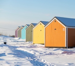 Оранжевый домик на Лисьей Горе в Лисья Гора