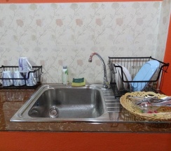 Четырёхместный номер Deluxe в Little Guest House Hotel
