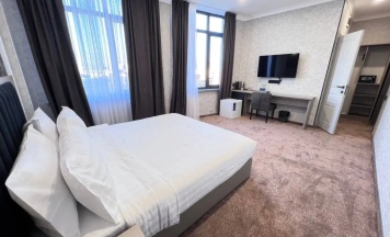 Двухместный номер Superior (двуспальная кровать) в K Hotel Bishkek