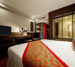 Полулюкс с 2 комнатами в A-One Bangkok Hotel