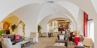 Кирения: Отель The Arkin Colony Hotel