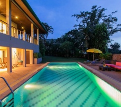 Вилла с 3 комнатами в Viola Pool Villa