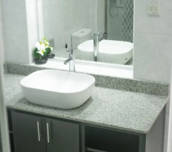 Апартаменты Deluxe c 1 комнатой с балконом в East Horizon Self-Catering