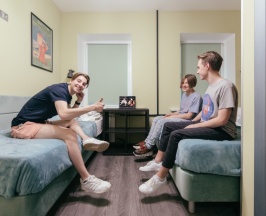 Трехместный номер в BookBox