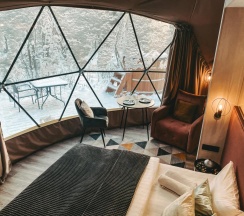 Геокупол Стоунхедж в Вазуза Лав