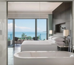 Двухместный номер с видом на океан двуспальная кровать в Hyatt Regency Phuket Resort