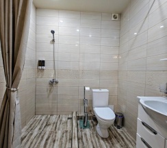 1-комнатная комната люкс в Golden House