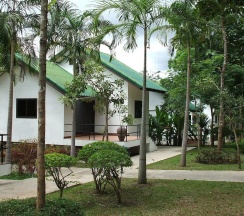 Коттедж c 1 комнатой с балконом в Phudara Resort