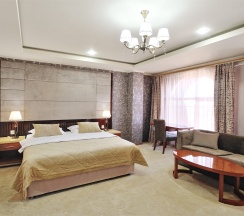 Повышенной комфортности в Royal hotel Riz