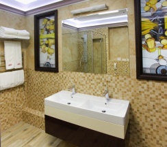 Джуниор сюит МакЛарен в Art hotel Nring