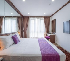 Двухместный номер Deluxe двуспальная кровать в Suji Hotel