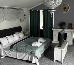 Super King Size в Музыка и Время
