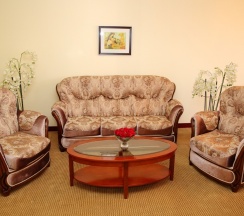 Трёхместные апартаменты Deluxe с 2 комнатами с балконом в Park Hotel Bishkek