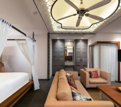 Двухместная вилла с бассейном Garden двуспальная кровать в Dewa Phuket Resort & Villas