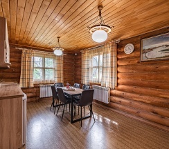 Коттедж с 2 комнатами в Русь