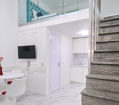 СТУДИЯ ДВУХУРОВНЕВАЯ БЕЗ ОКНА в Сentral Residence by Provence