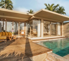 Двухместная вилла Pool Beachfront двуспальная кровать в Devasom Khao Lak Beach Resort & Villas