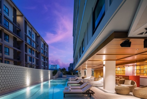 Муанг: Отель Travelodge Phuket Town