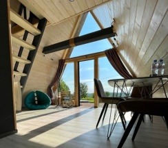 A-FRAME «МАЛИНА» С КУПЕЛЬЮ в Лаванда
