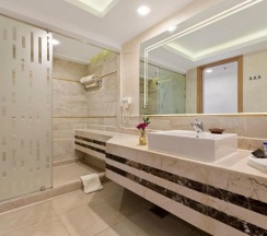 Двухместный номер Deluxe с видом на сад двуспальная кровать в Pickalbatros Dana Beach Resort - Hurghada