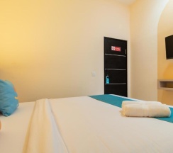 Двухместный номер Economy двуспальная кровать в Sans Hotel Bubulak Bogor