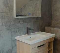 Апартаменты с 2 комнатами с балконом и с красивым видом из окна в Monto