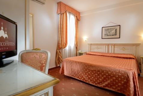 Венеция: Отель Hotel Ambassador Tre Rose