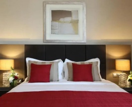 Двухместный люкс (двуспальная кровать) в Ramada by Wyndham Abu Dhabi Downtown
