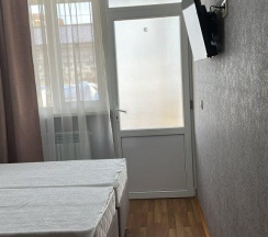 Двухместный номер Standard с балконом двуспальная кровать в У Славы