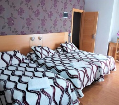 Двухместный номер Standard двуспальная кровать в Hostal Jemasaca - Palma61