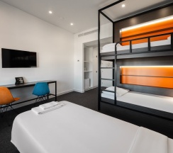 Стандарт 3-местный с 2-х ярусной кроватью в Delta Sirius