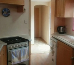 Семейный коттедж с балконом в Инкит