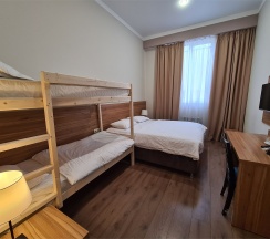 Трехместный номер в Sky Boston