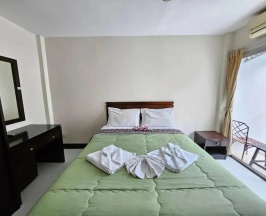 Двухместный номер Deluxe двуспальная кровать в Patong Moon Inn Guesthouse