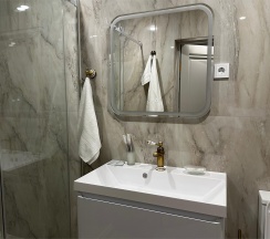 Четырёхместные апартаменты категории "Комфорт" в Astoria Apartments