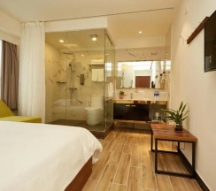 Двухместный номер No Window (двуспальная кровать) в Meego Qingwen Hotel