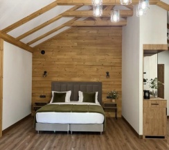 Двухместный номер Deluxe с видом на горы (двуспальная кровать) в Charlet Monte