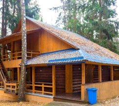 Коттедж VIP(с видом на озеро) в Покровское