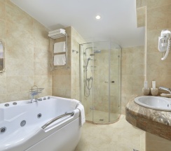 Royal Suite в Garuda Boutique Hotel