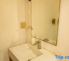Двухместный номер Deluxe с видом на сад (двуспальная кровать) в Home16 Hostel 16